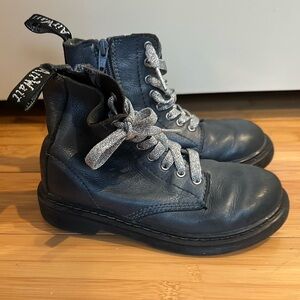 Girls Dr Martens 1460 Pascal boots gunmetal sz 13